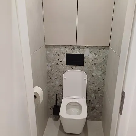 Moderne Byvanie So Skvelou Dostupnostou Appartamento